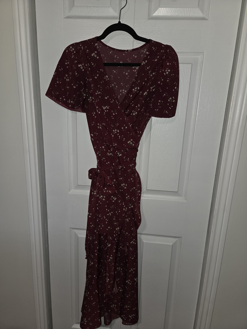 SHEIN Burgundy Floral Wrap Midi Dress
